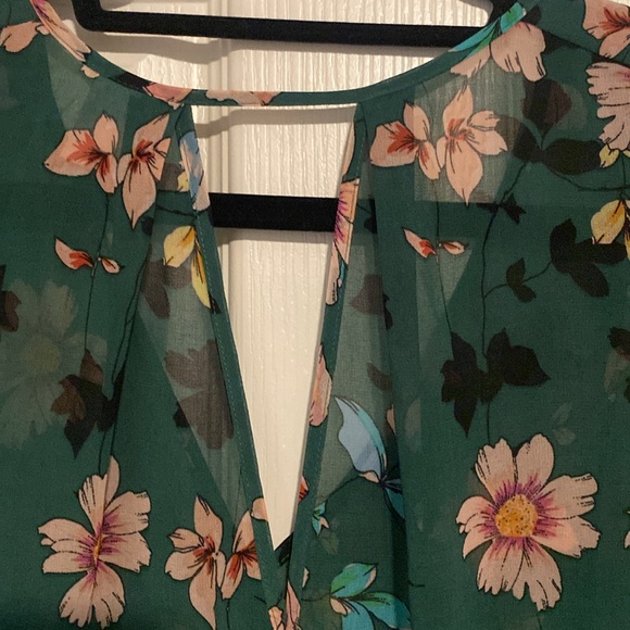 Cabi Floral Blouse - Picture 6 of 6